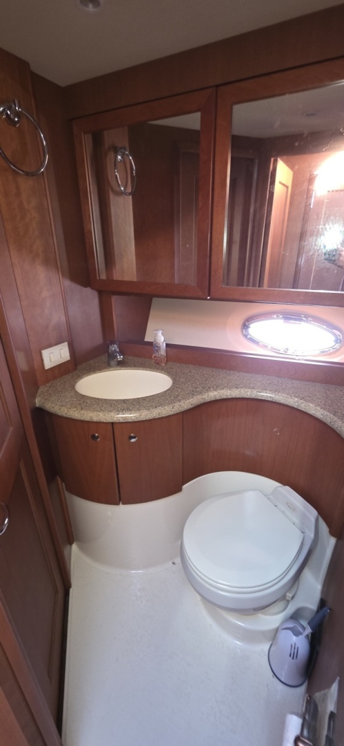 Silverton 39 Motor Yacht — MI RINCON - Photo 40