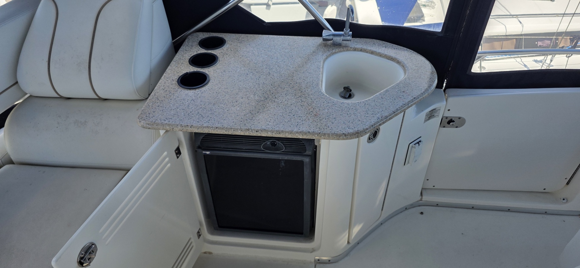 Silverton 39 Motor Yacht — MI RINCON - Photo 20