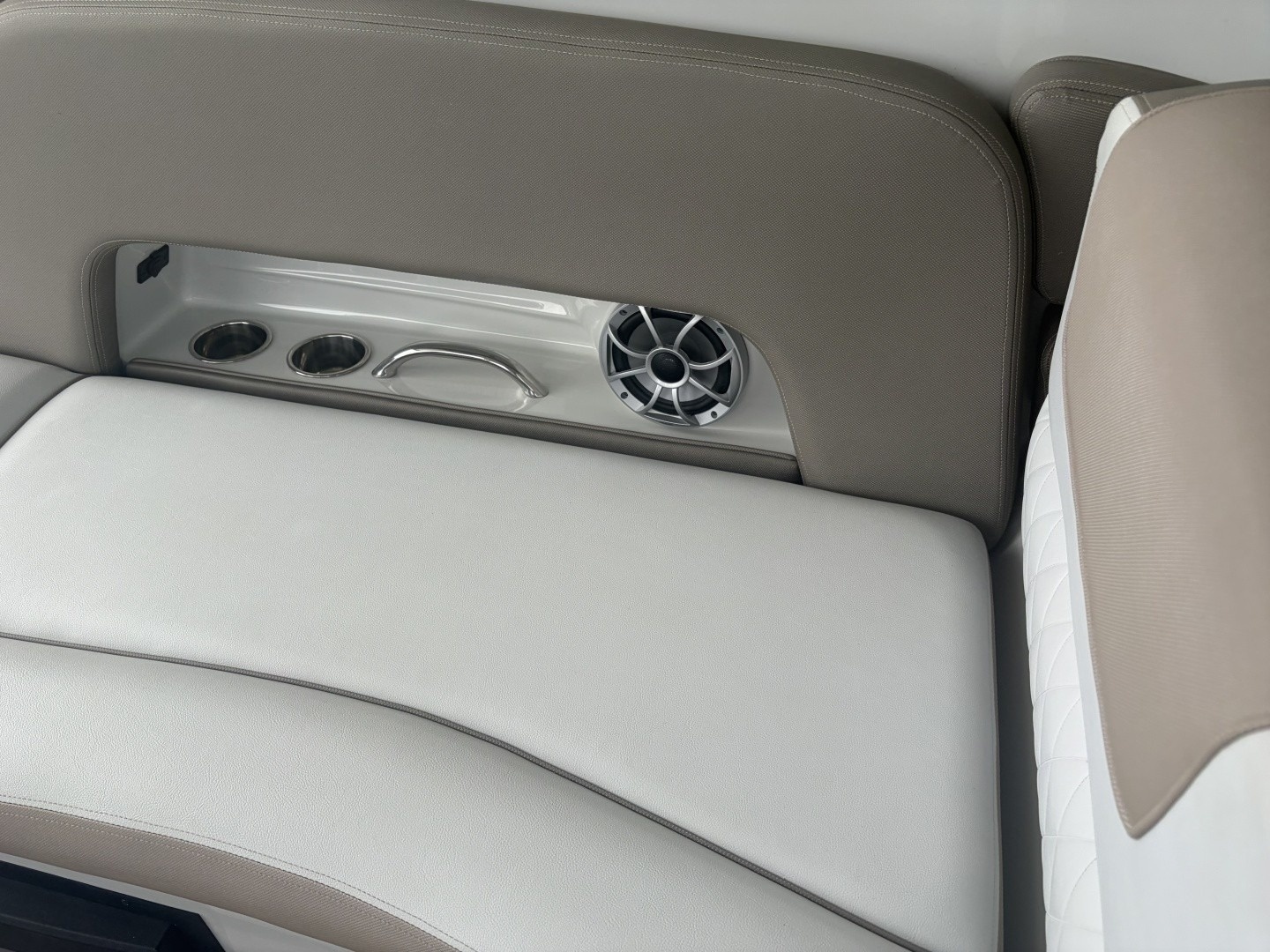 2018 Crownline Eclipse E30