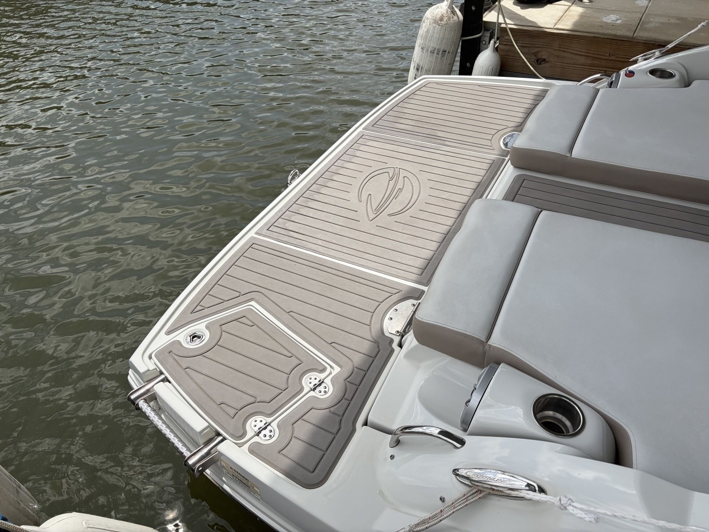 2018 Crownline Eclipse E30
