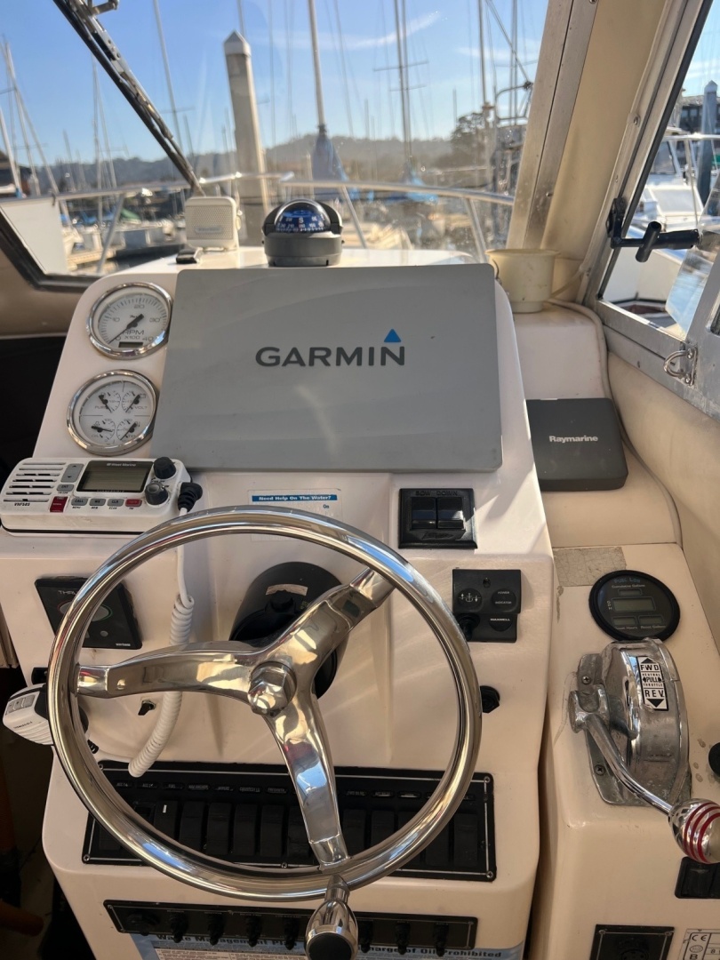 2006 Shamrock Mackinaw 270