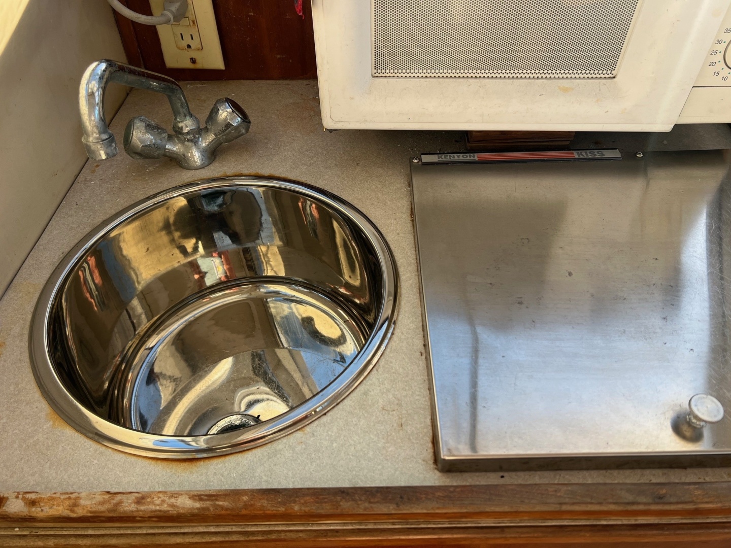 Lucky Me 31ft Shamrock Yacht For Sale