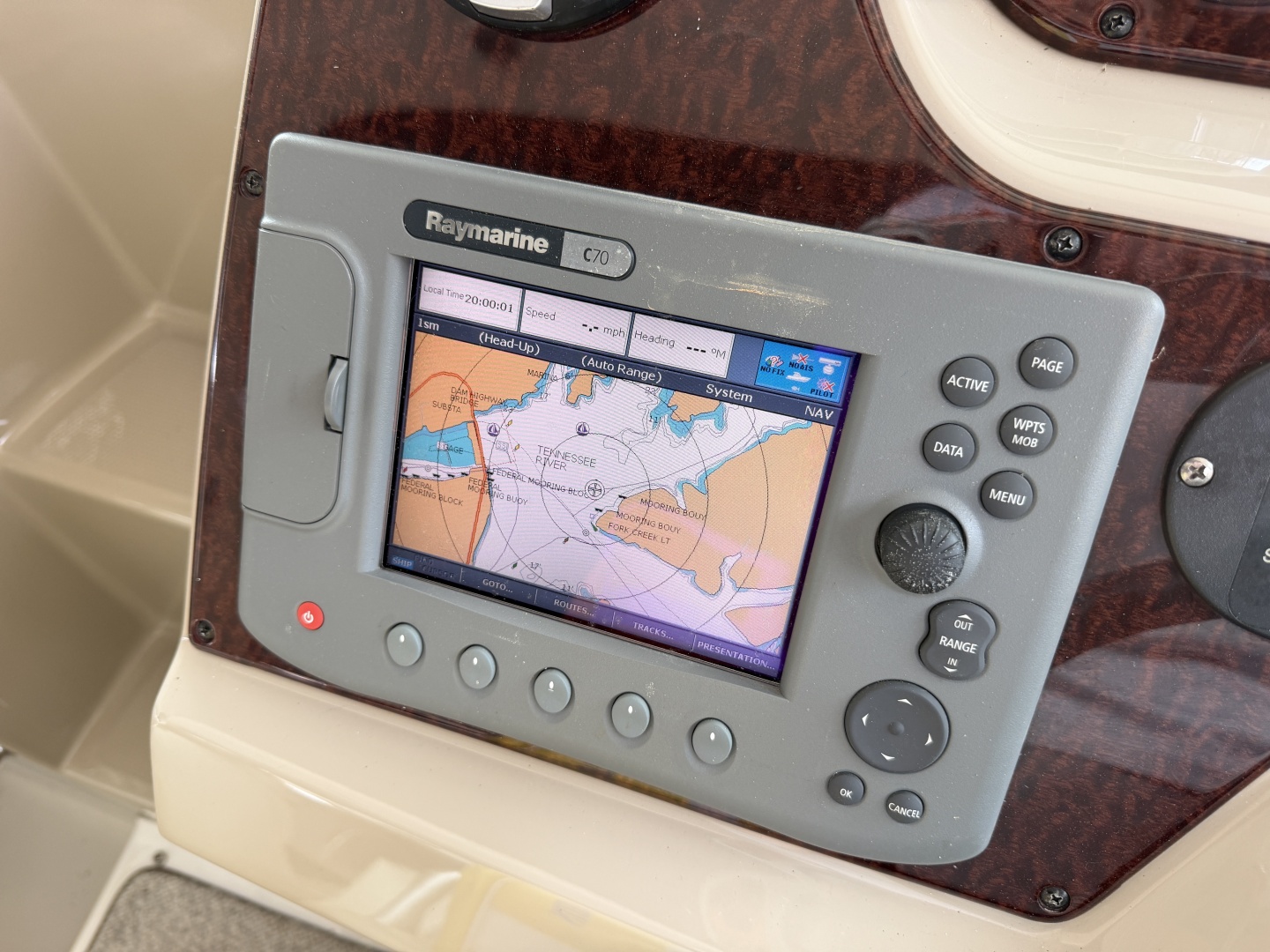 28ft Sea Ray Yacht For Sale