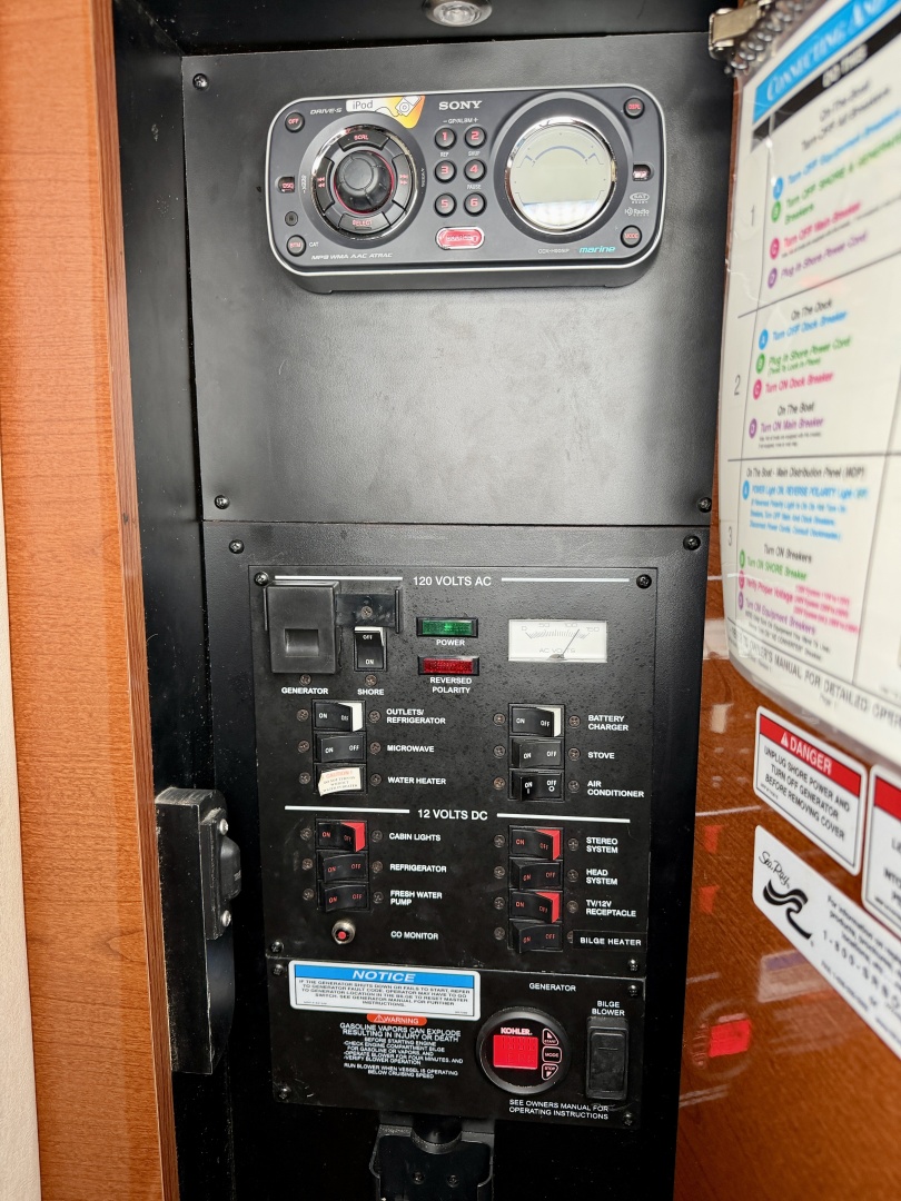 28ft Sea Ray Yacht For Sale