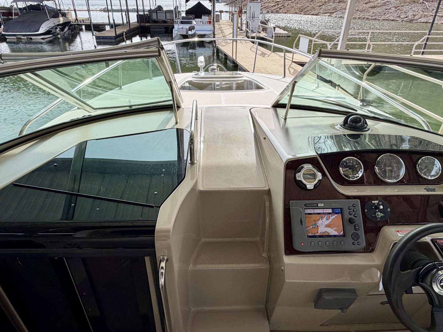 28ft Sea Ray Yacht For Sale