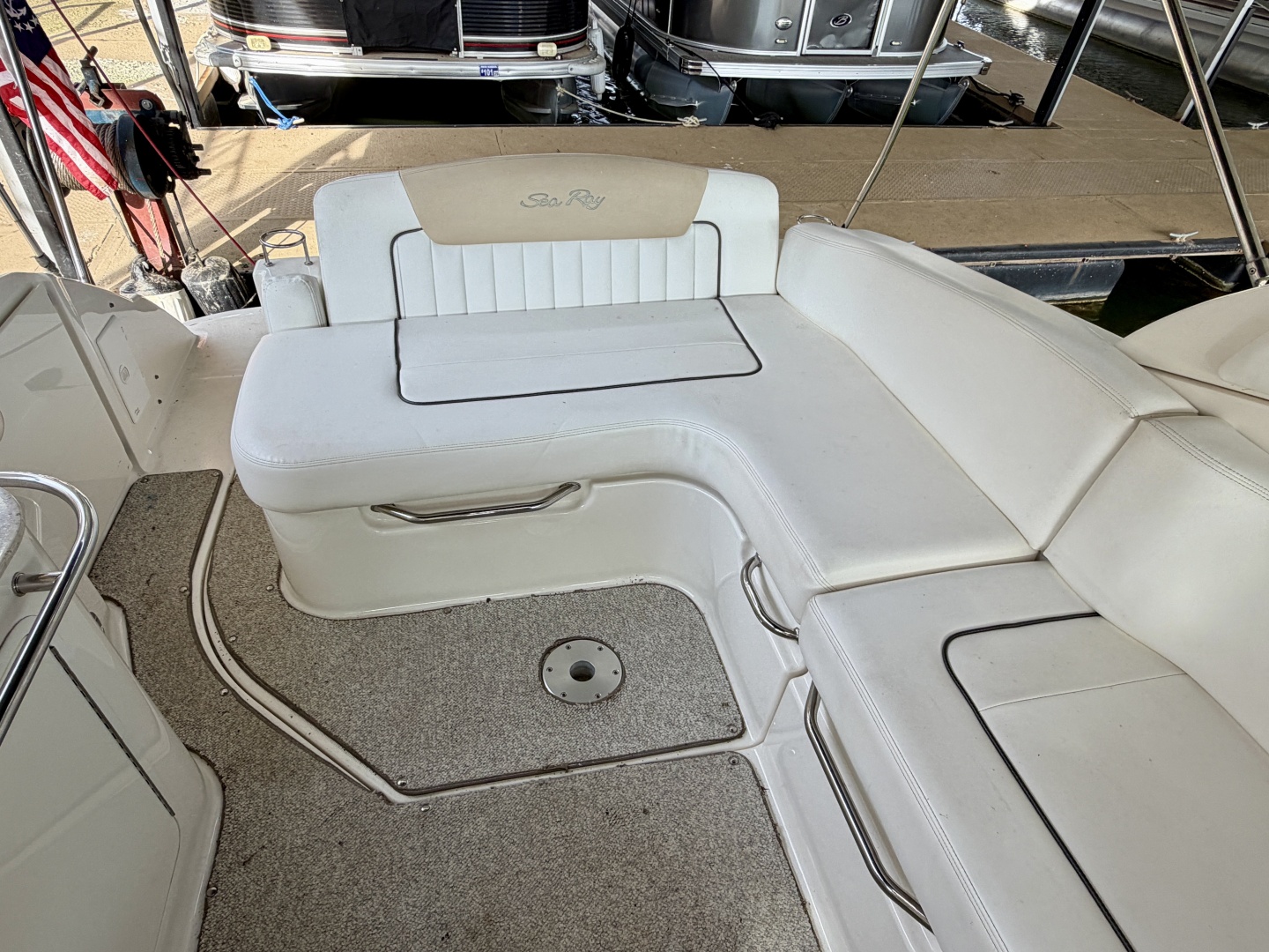 28ft Sea Ray Yacht For Sale