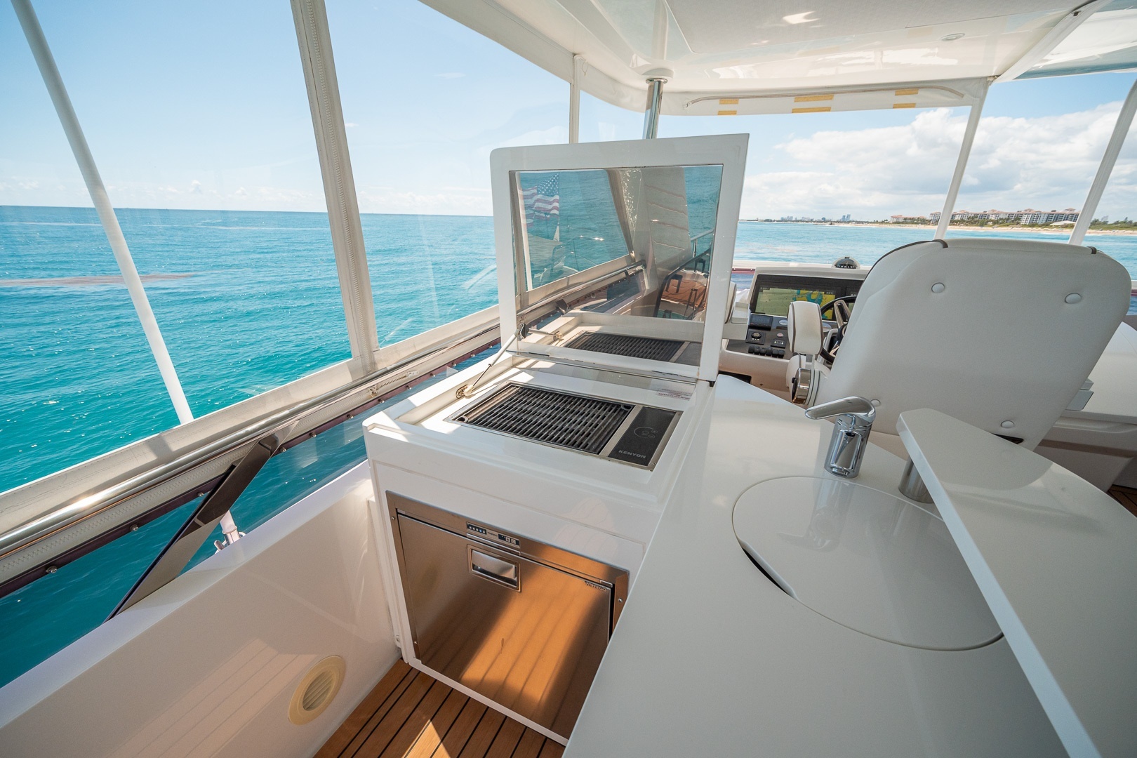 2017 Princess 68 Flybridge