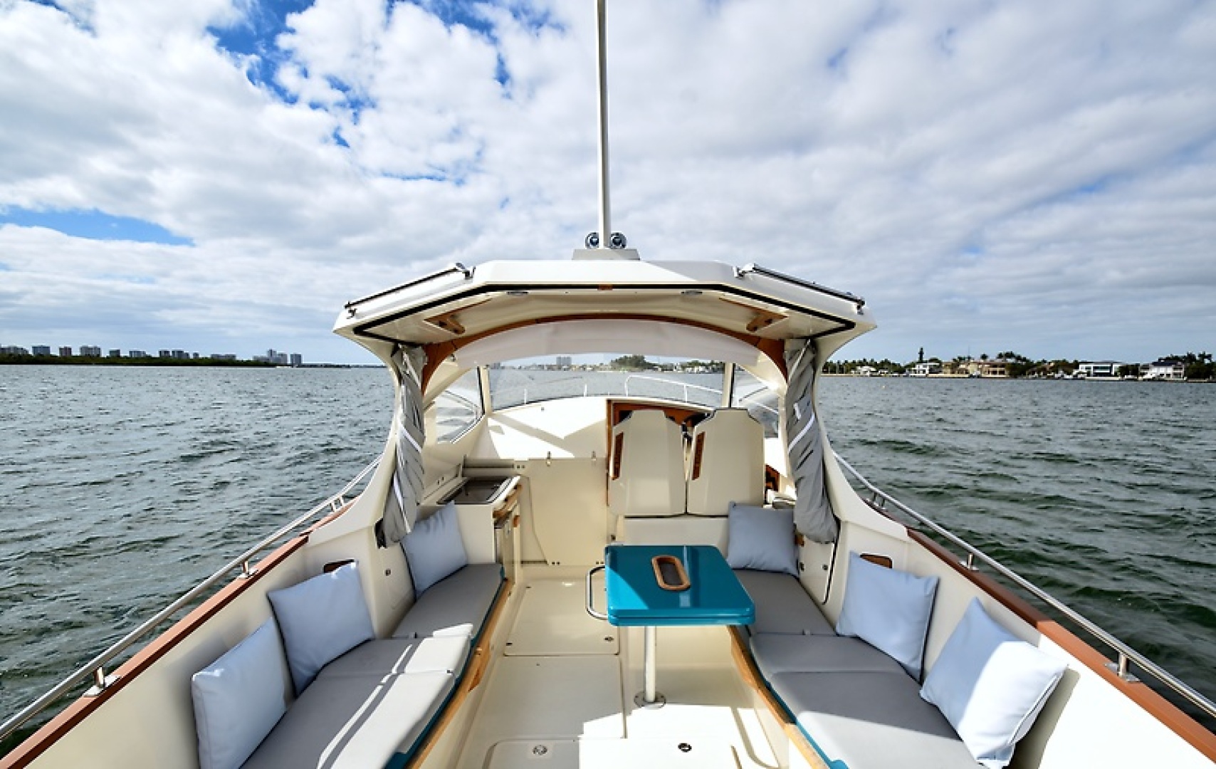 Whisper 30ft Swallow Yacht For Sale