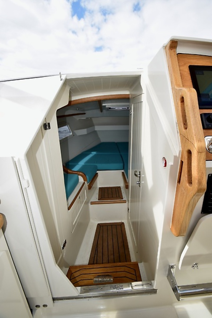 Whisper 30ft Swallow Yacht For Sale