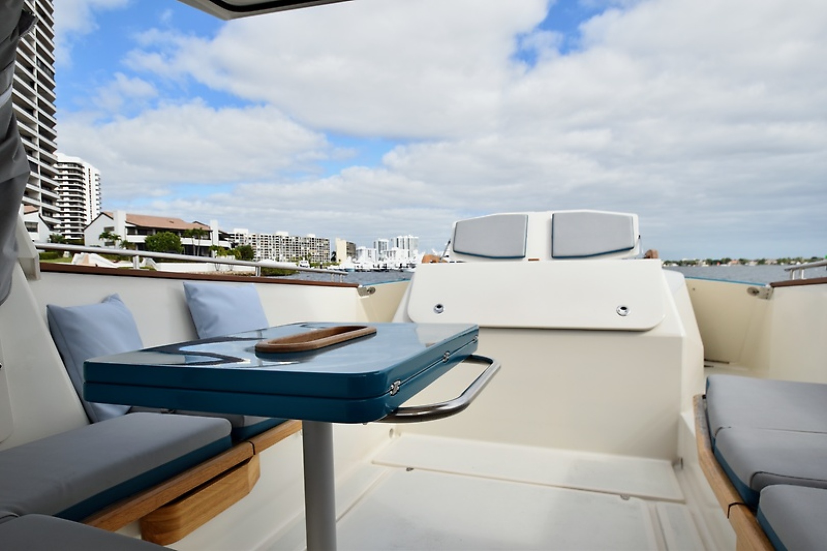 Whisper 30ft Swallow Yacht For Sale