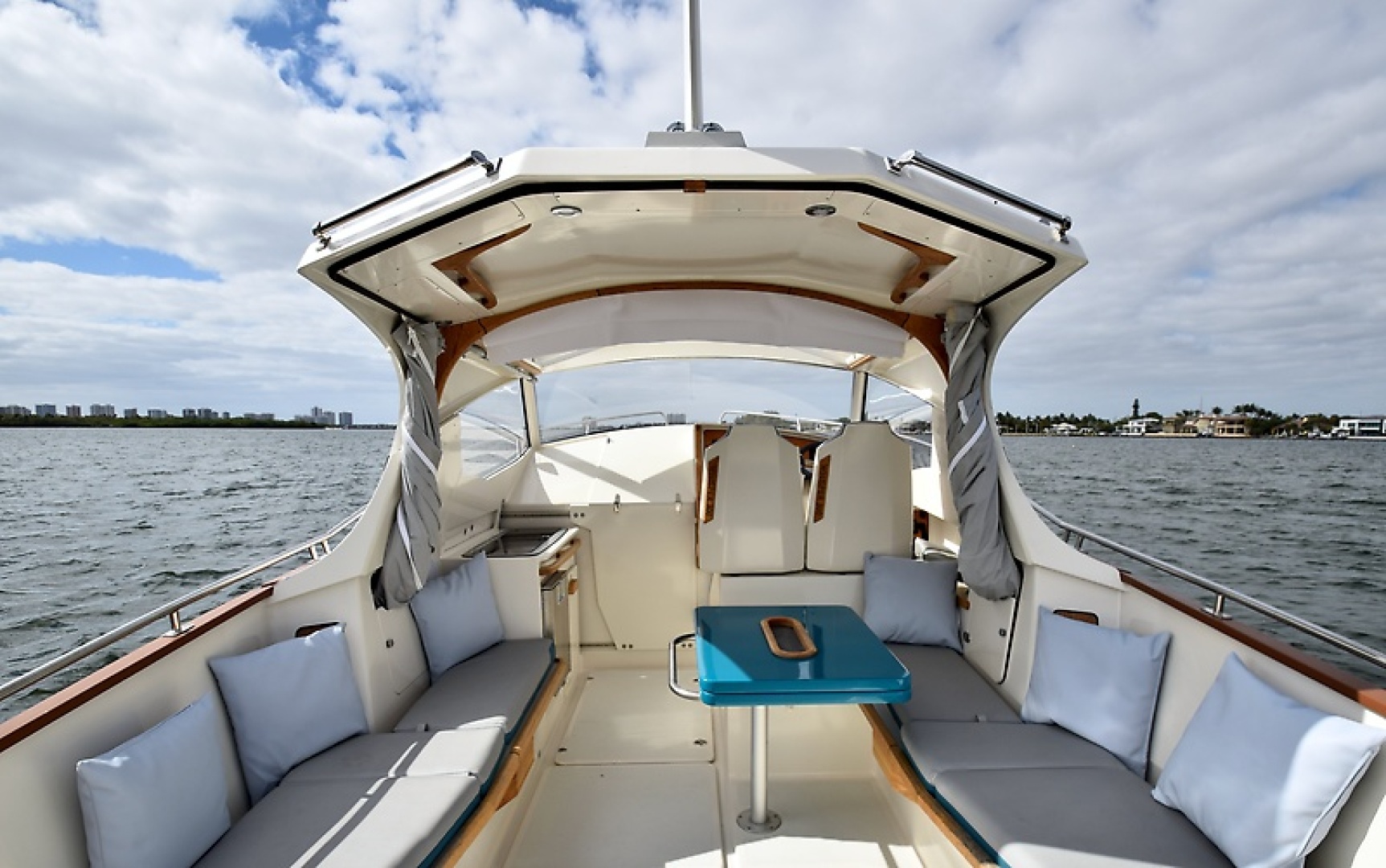 Whisper 30ft Swallow Yacht For Sale