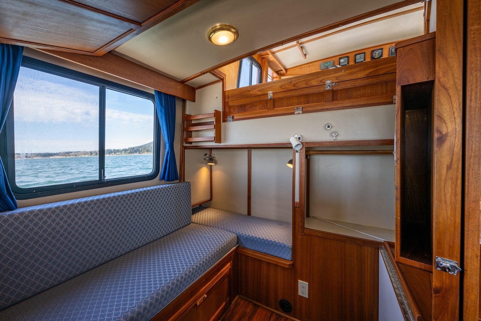Seabiscuit 40ft Pacific Trawler Yacht For Sale