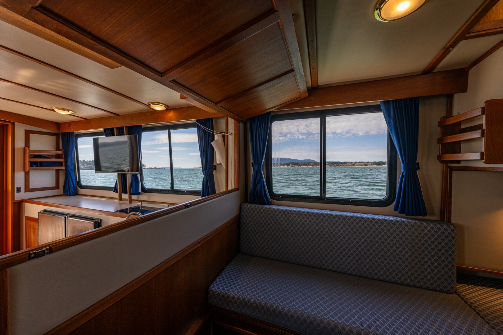 Seabiscuit 40ft Pacific Trawler Yacht For Sale