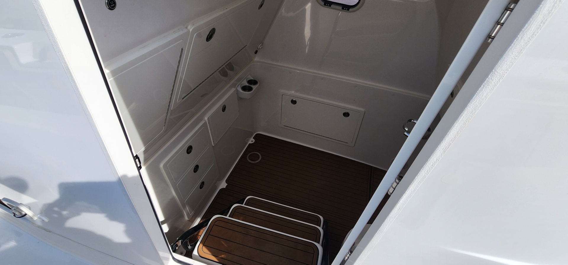 47ft Cape Horn Yacht For Sale