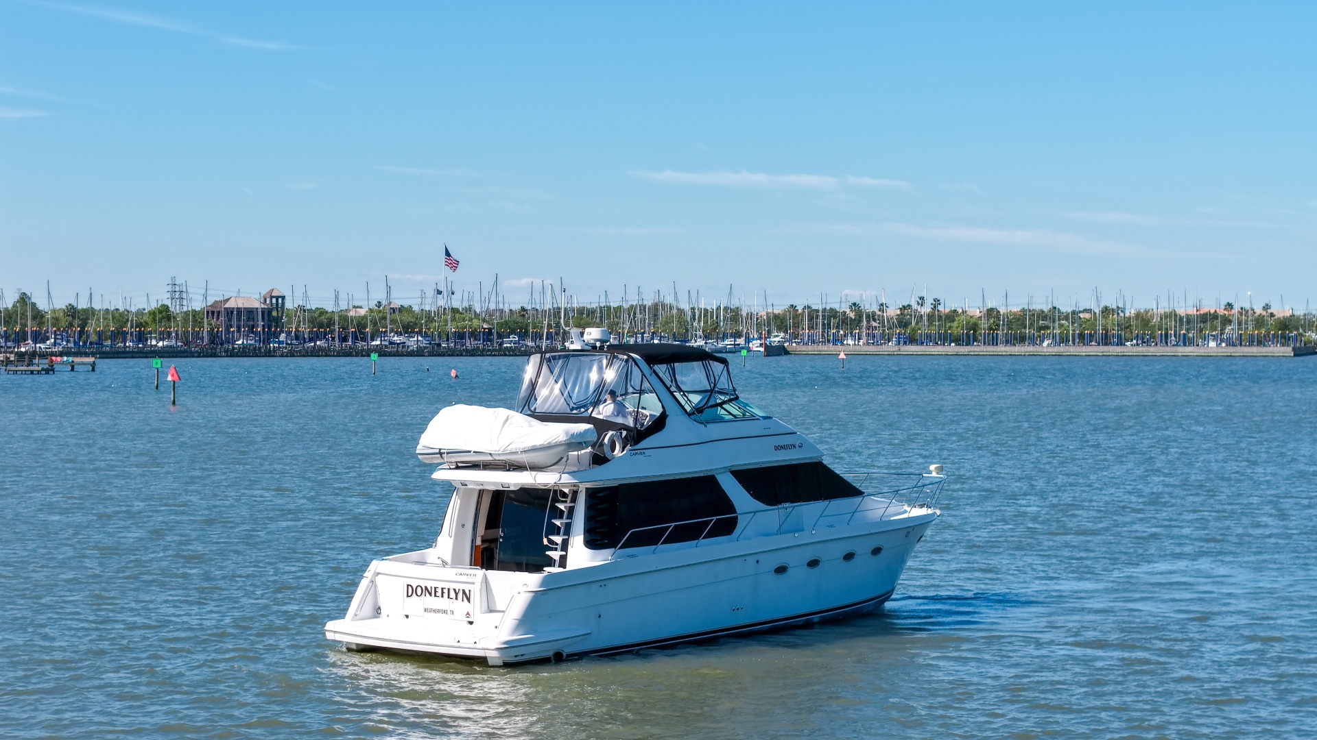 1999 Carver 530 Voyager