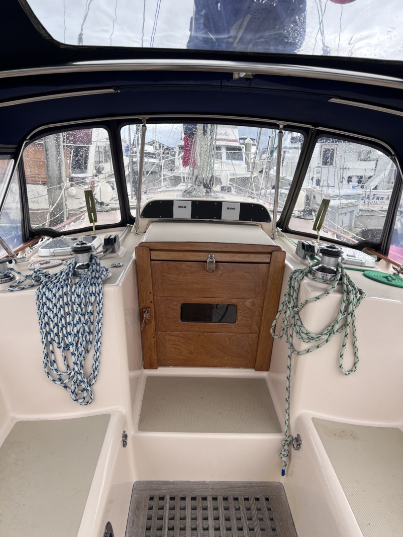 1997 Island Packet 37