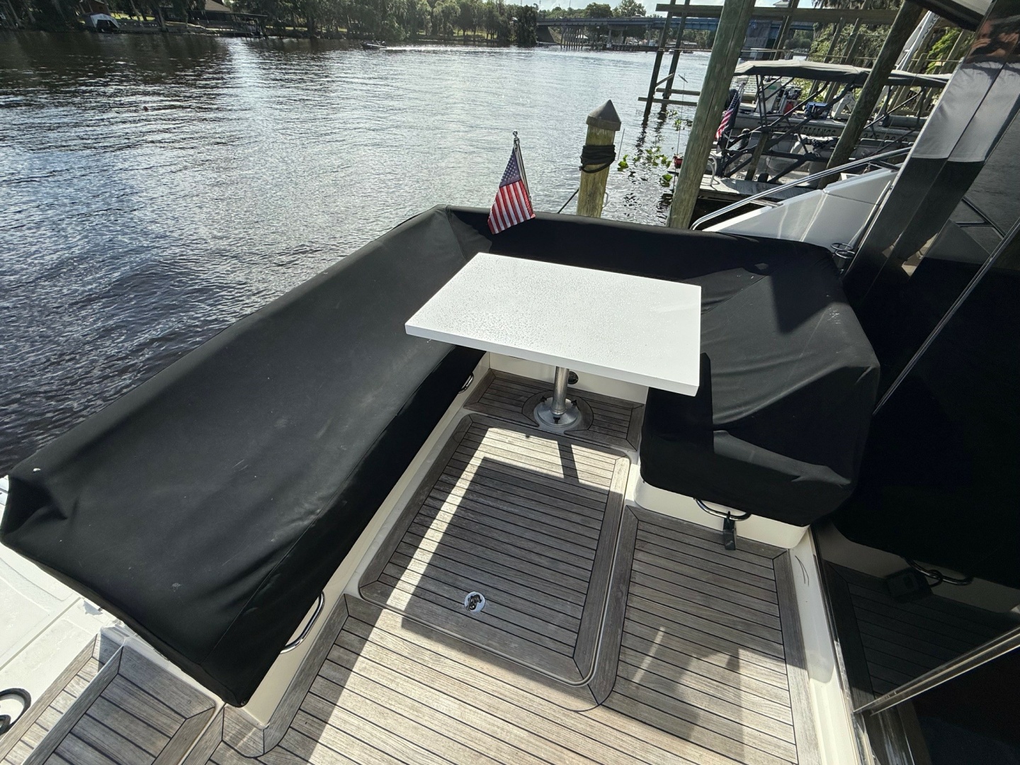 2016 Sea Ray 510 SUNDANCER