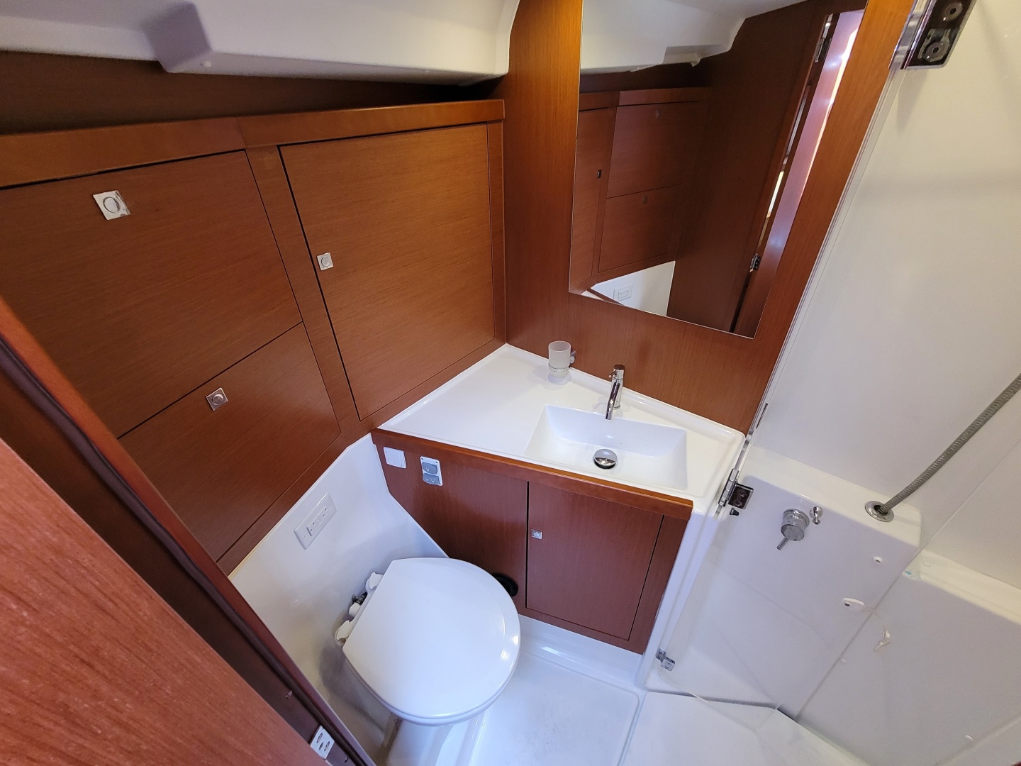 Wind Shadow 45ft Beneteau Yacht For Sale