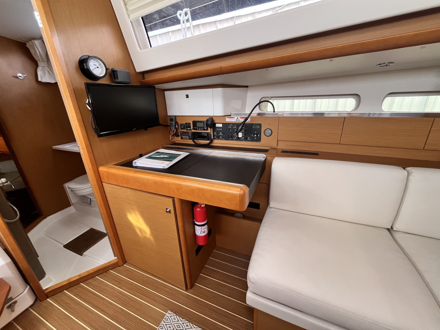 Rascal 41ft Jeanneau Yacht For Sale