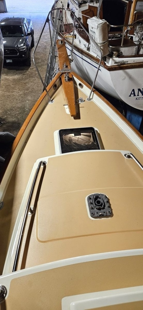 Black Magic 32ft Eastsail Yacht For Sale