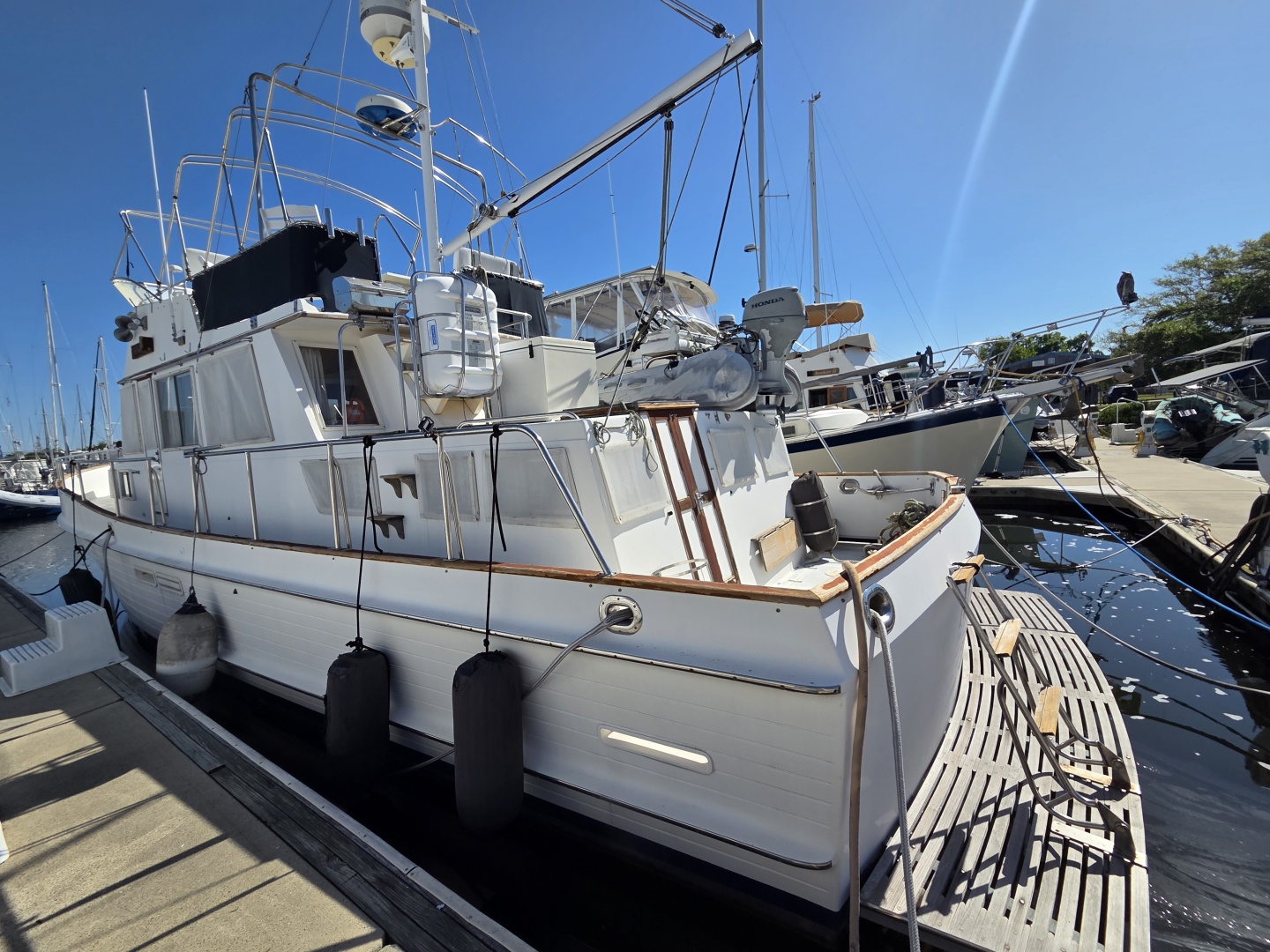 Mystic 46ft Grand Banks Yacht For Sale