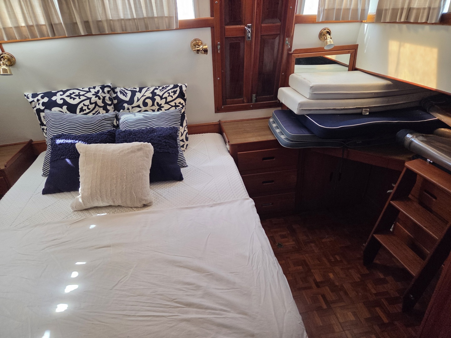 Mystic 46ft Grand Banks Yacht For Sale