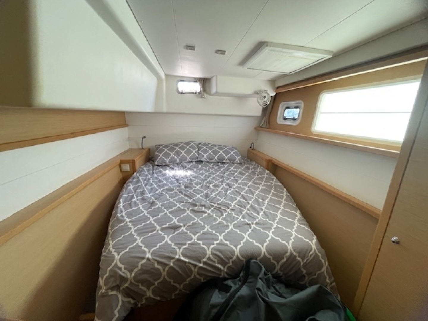 Sacre Bleu 45ft Lagoon Yacht For Sale