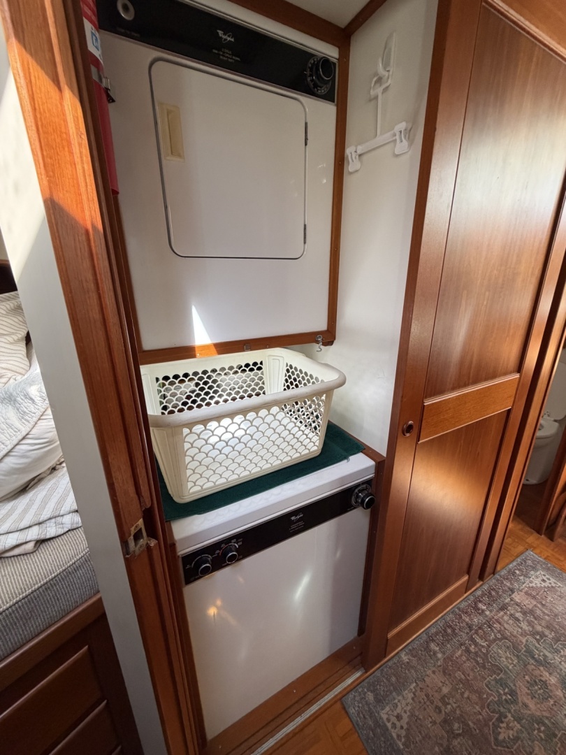 Circe 46ft Grand Banks Yacht For Sale