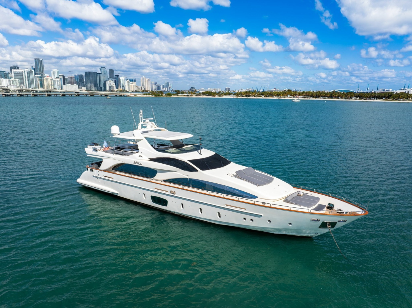 2005 Azimut 105