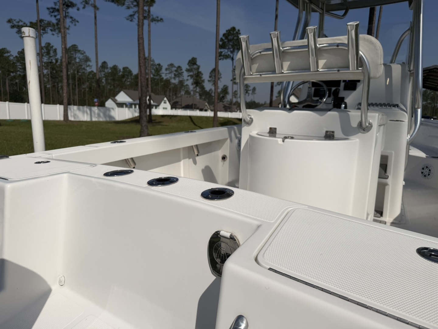23ft Reef Runner Yacht For Sale