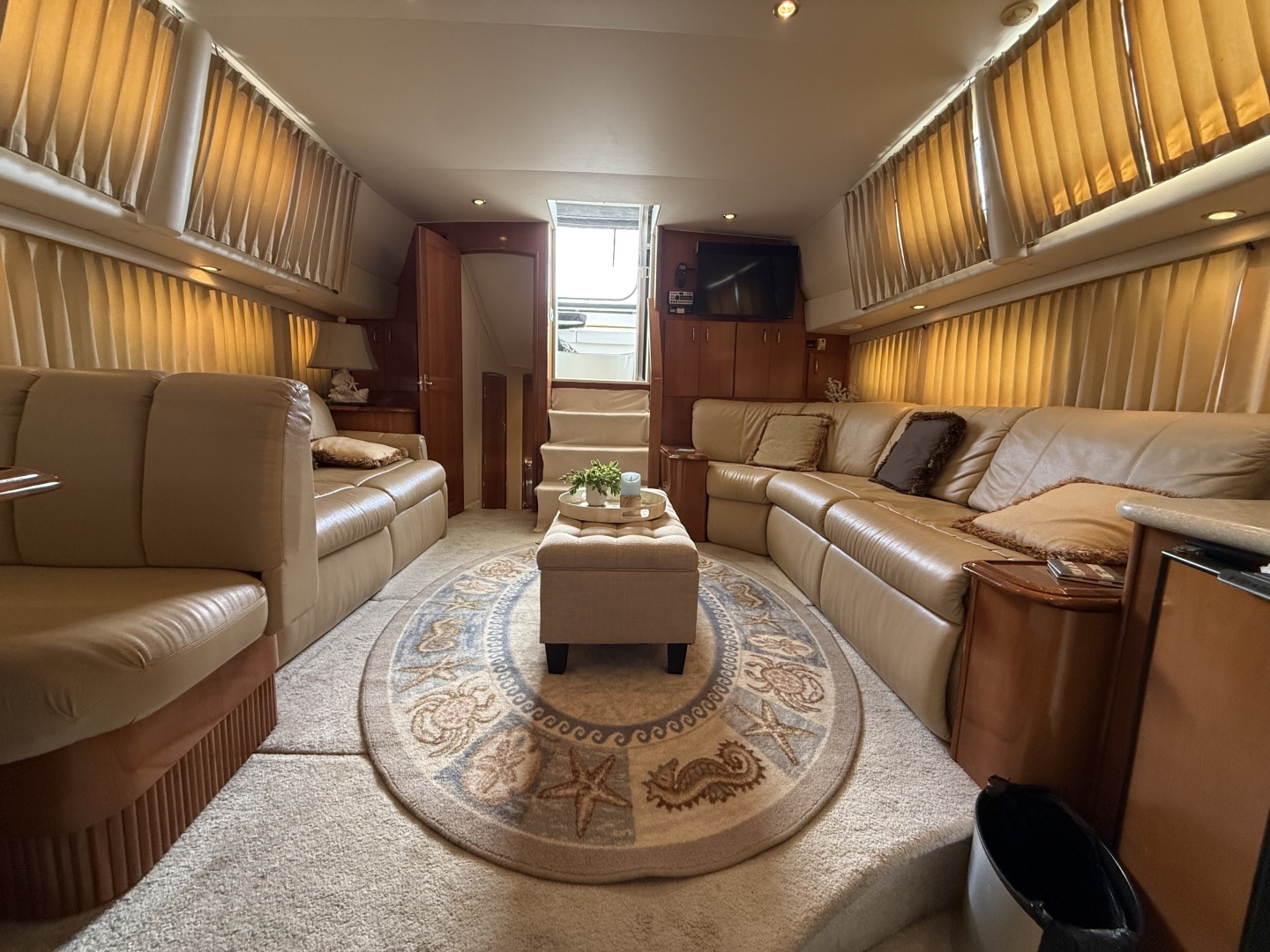 Mist Approach 44ft Carver Yacht For Sale