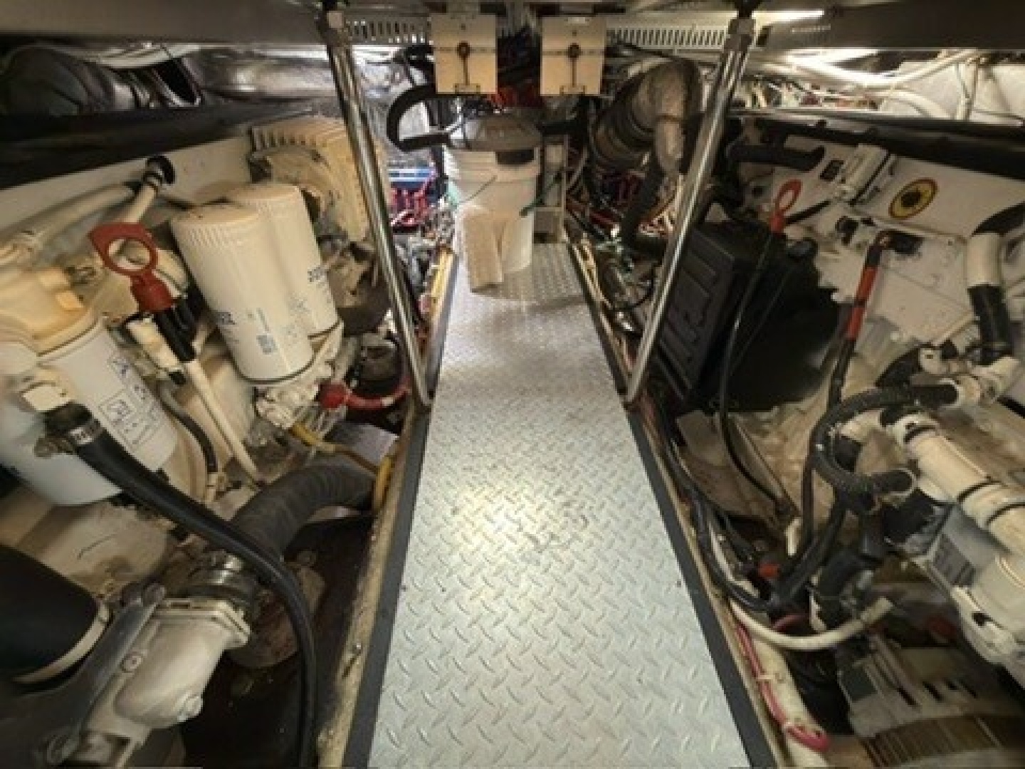 Mist Approach 44ft Carver Yacht For Sale