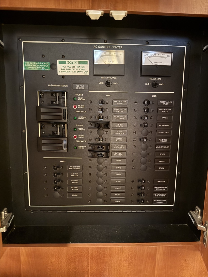 Mist Approach 44ft Carver Yacht For Sale