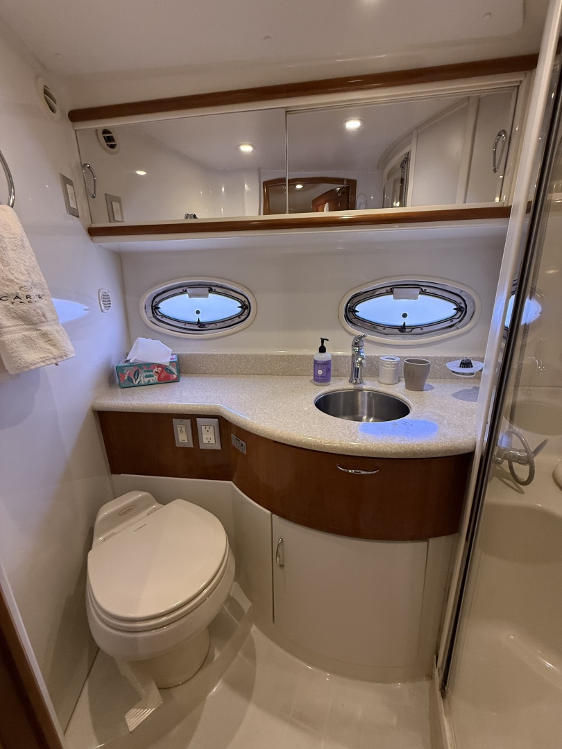 Mist Approach 44ft Carver Yacht For Sale