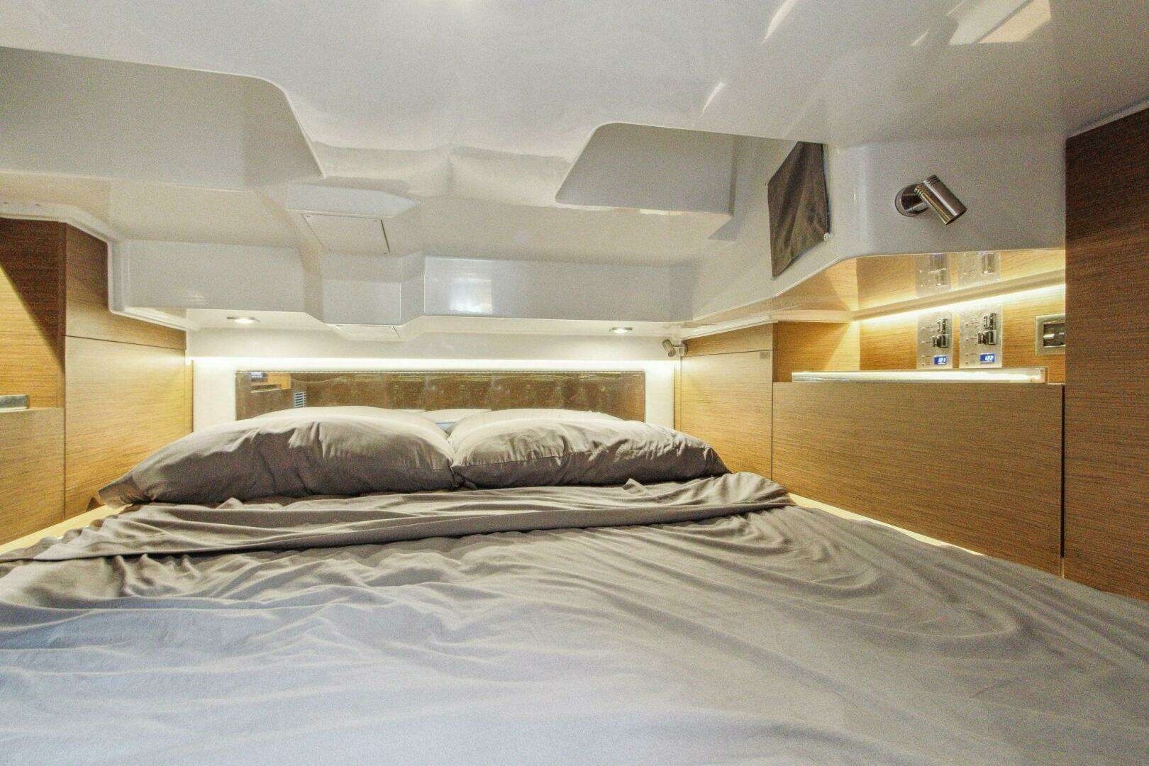 2022 Jeanneau Leader 10.5 WA 2