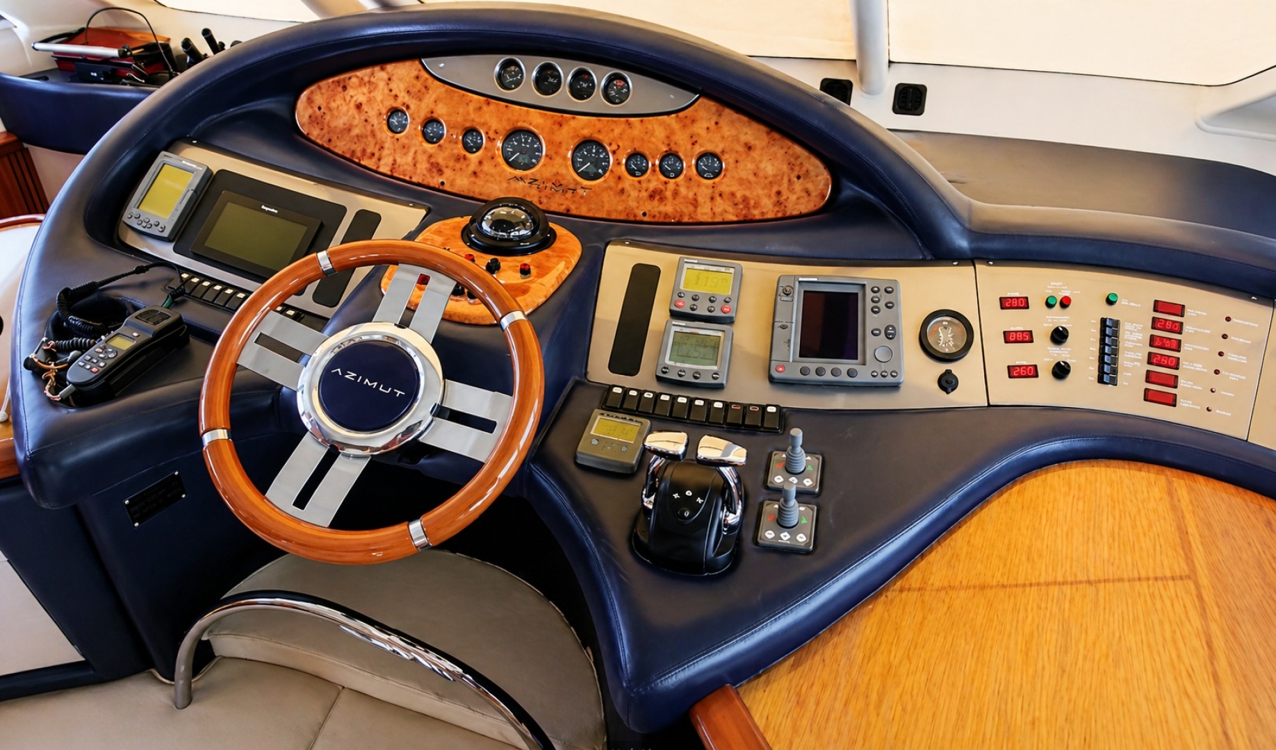 ALADDIN 65ft Azimut Yacht For Sale