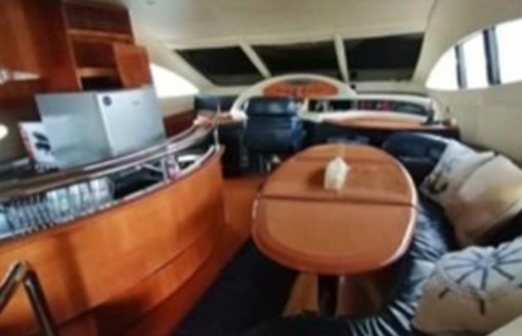 2005 Azimut Fly 62