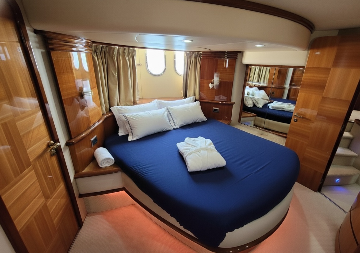 ALADDIN 65ft Azimut Yacht For Sale