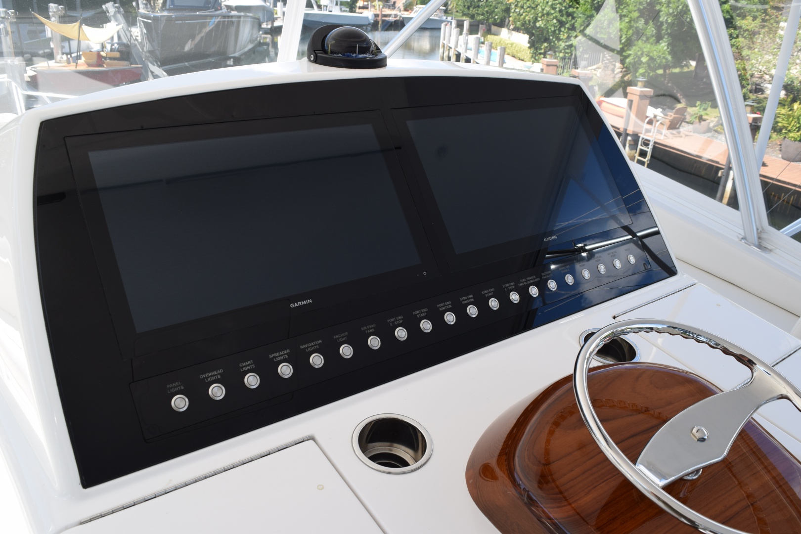 Viking 54 - Dog House - Flybridge Electronics