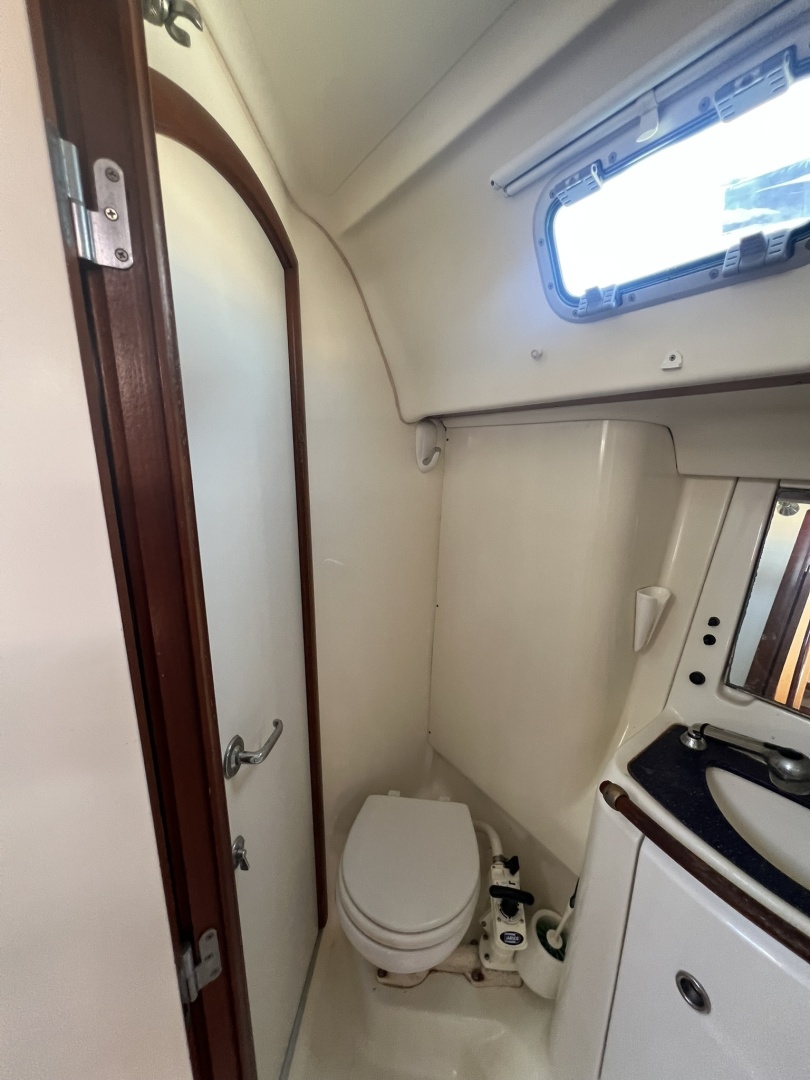 2001 Beneteau Oceanis 473