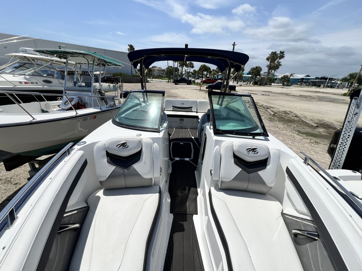 2015 Monterey 268SS