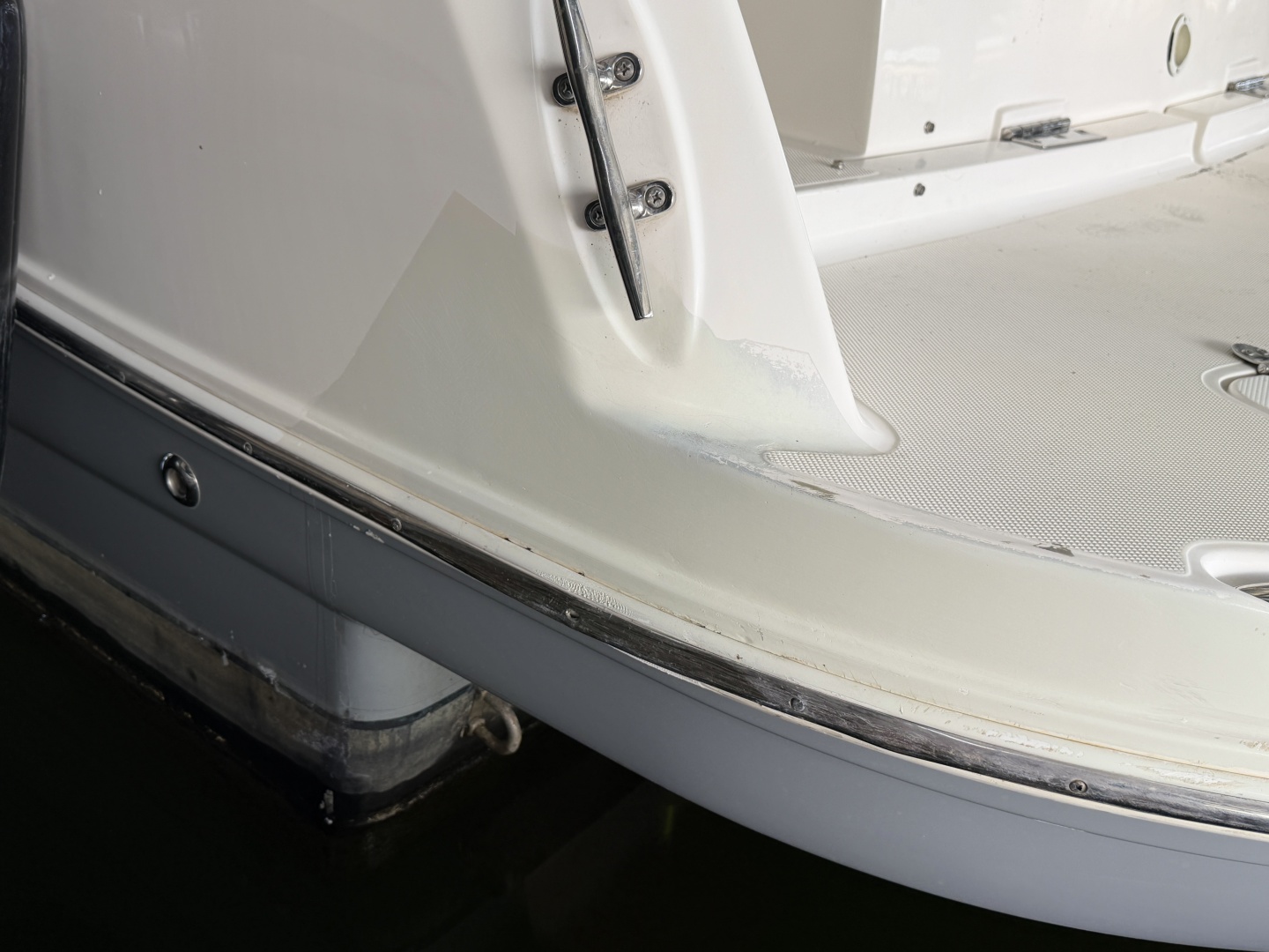 2008 Rinker 280 Express Cruiser