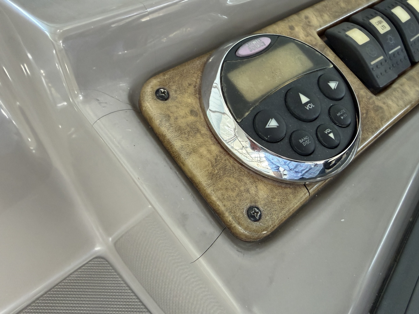 2008 Rinker 280 Express Cruiser