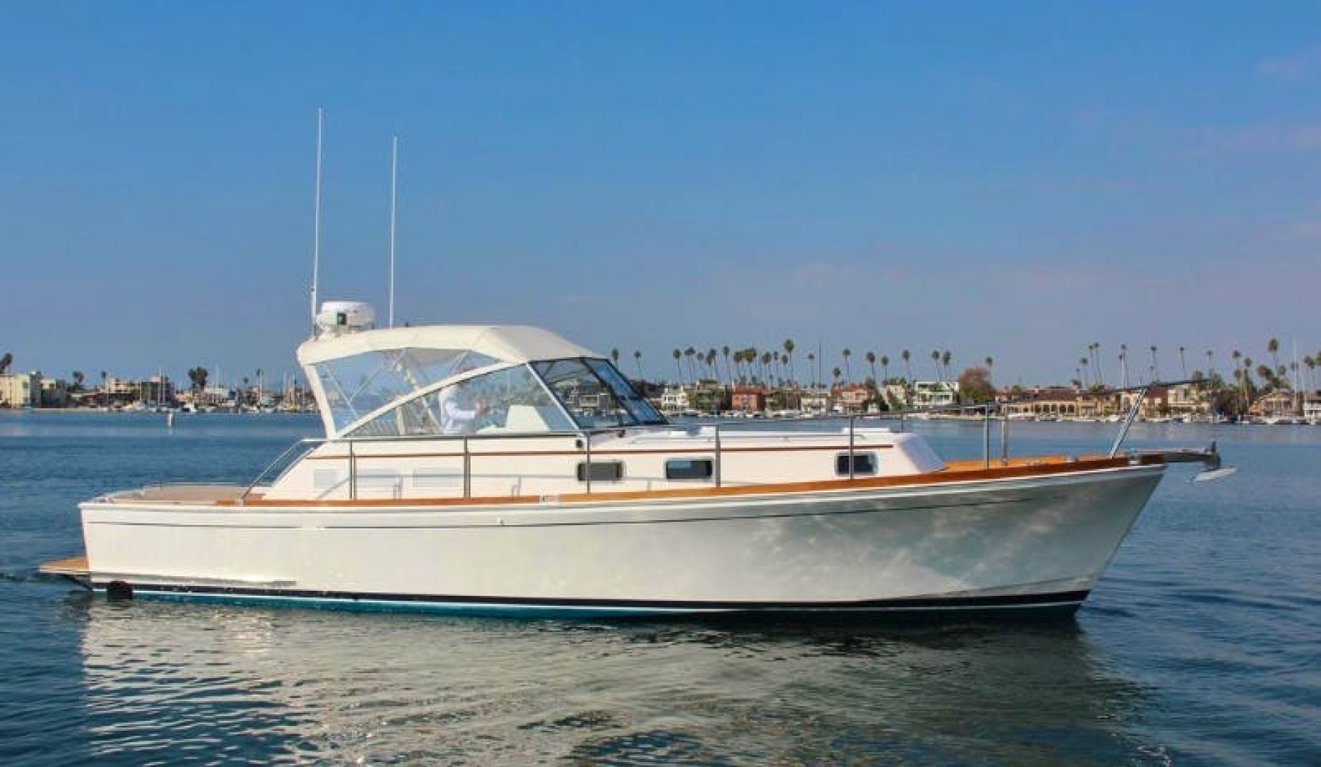 1999 Grand Banks Yachts 