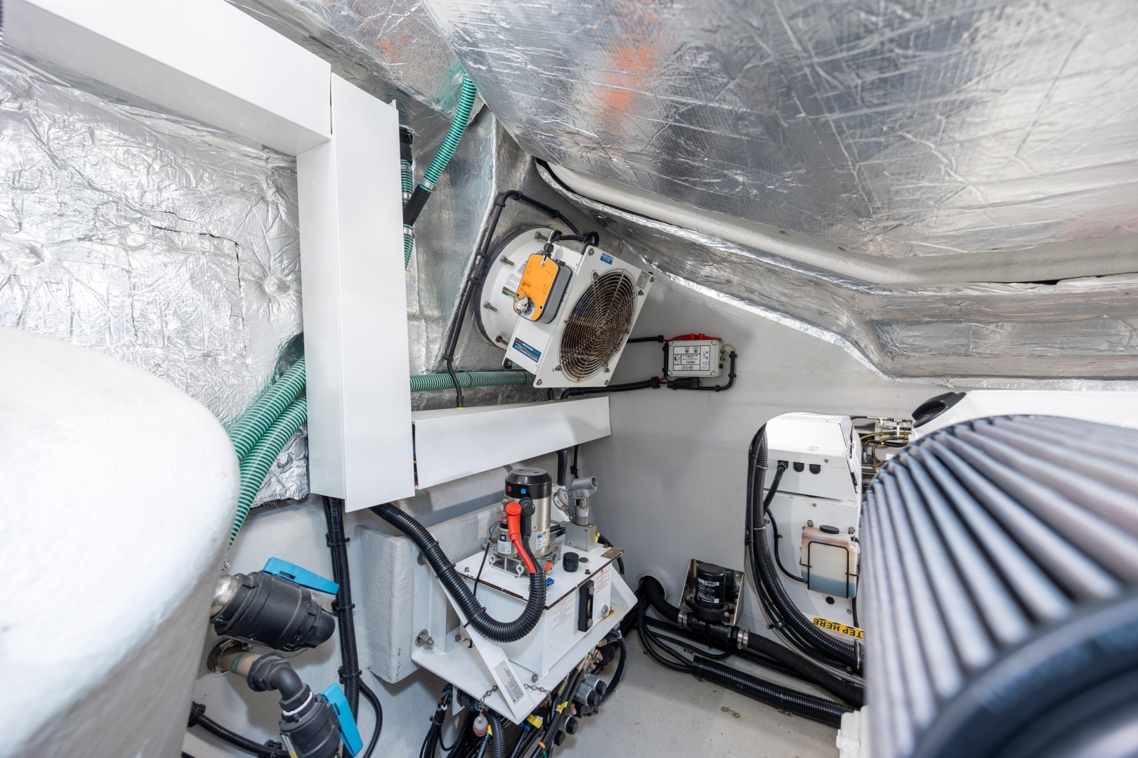 2020 Sunseeker PREDATOR 74 XPS