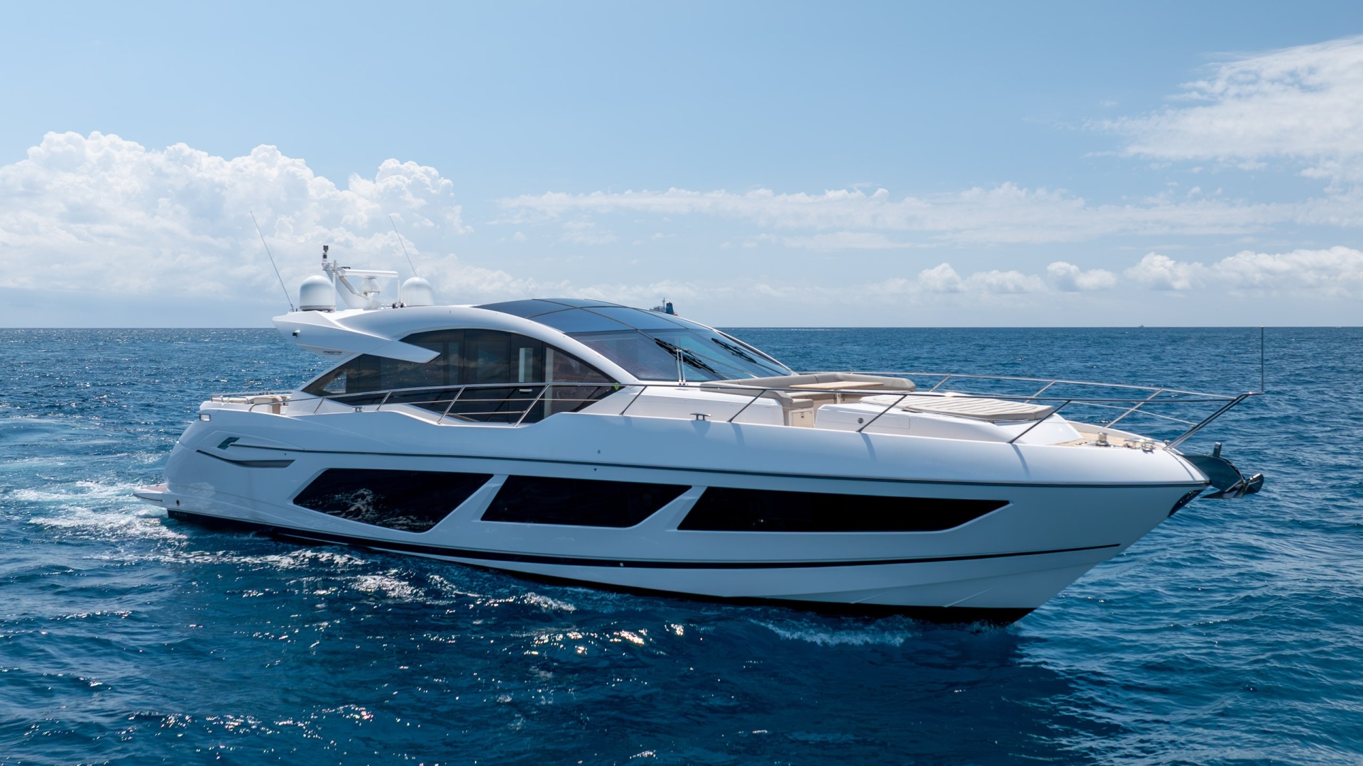 2020 Sunseeker PREDATOR 74 XPS
