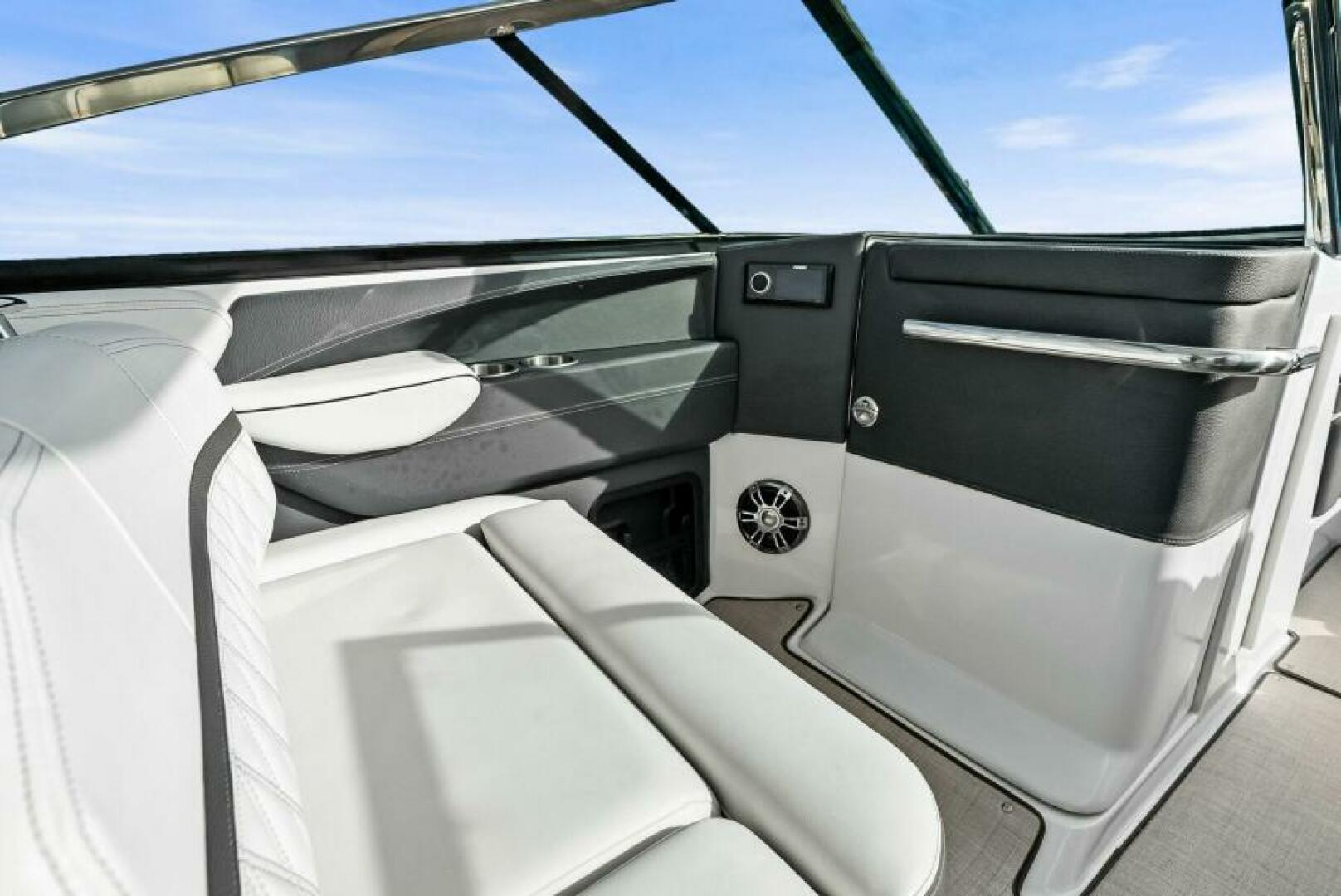 2023 Regal 29 OBX