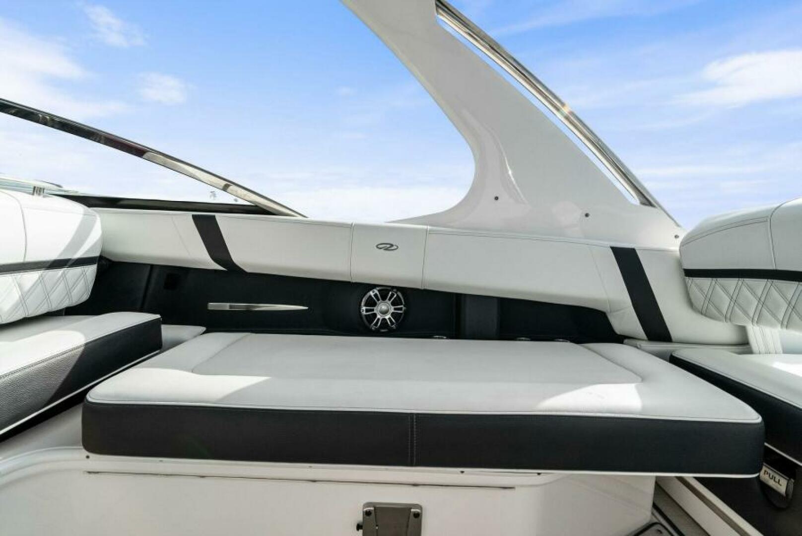 2023 Regal 29 OBX