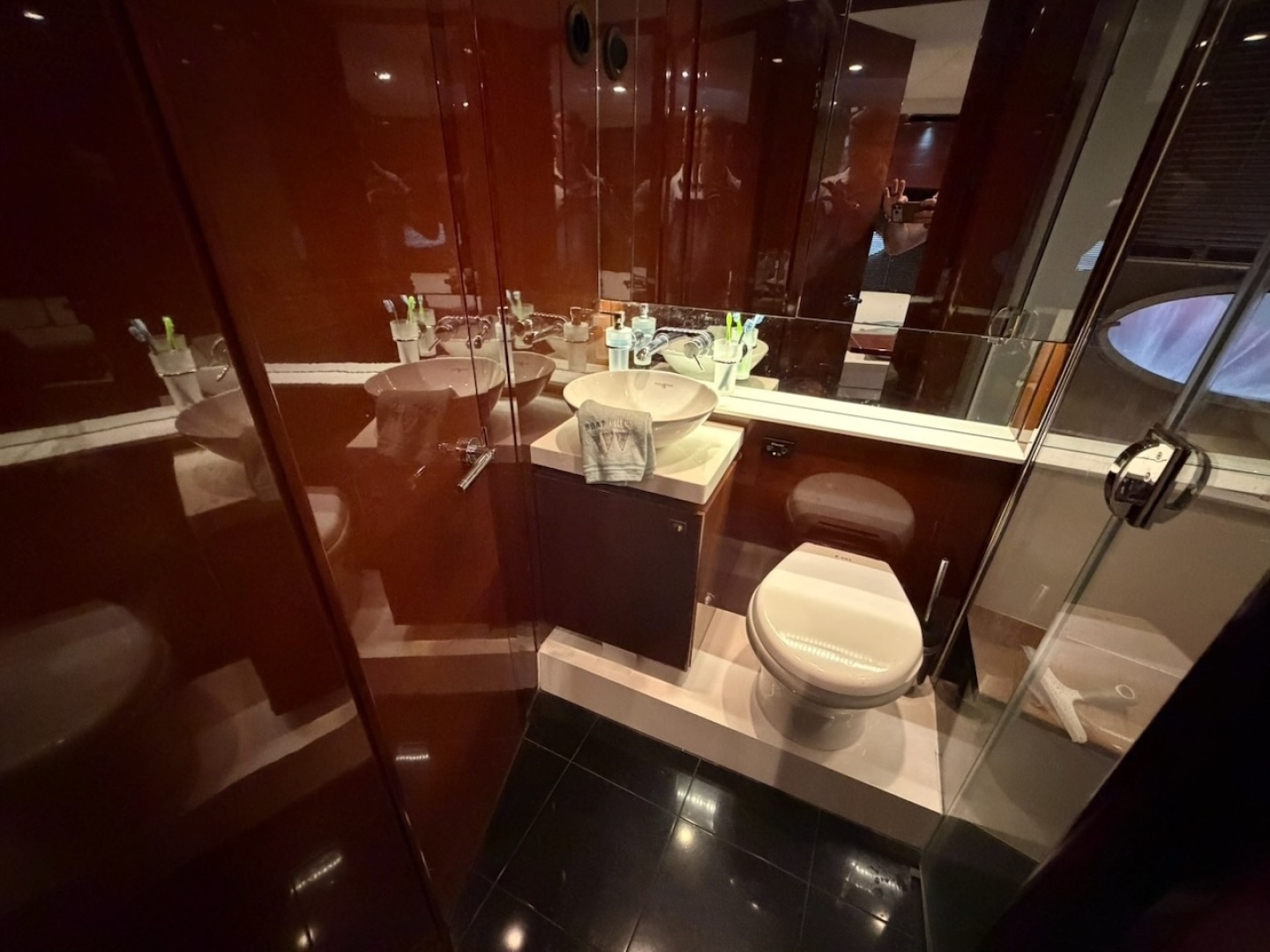 HOBNOBBIN 39ft Princess Yacht For Sale