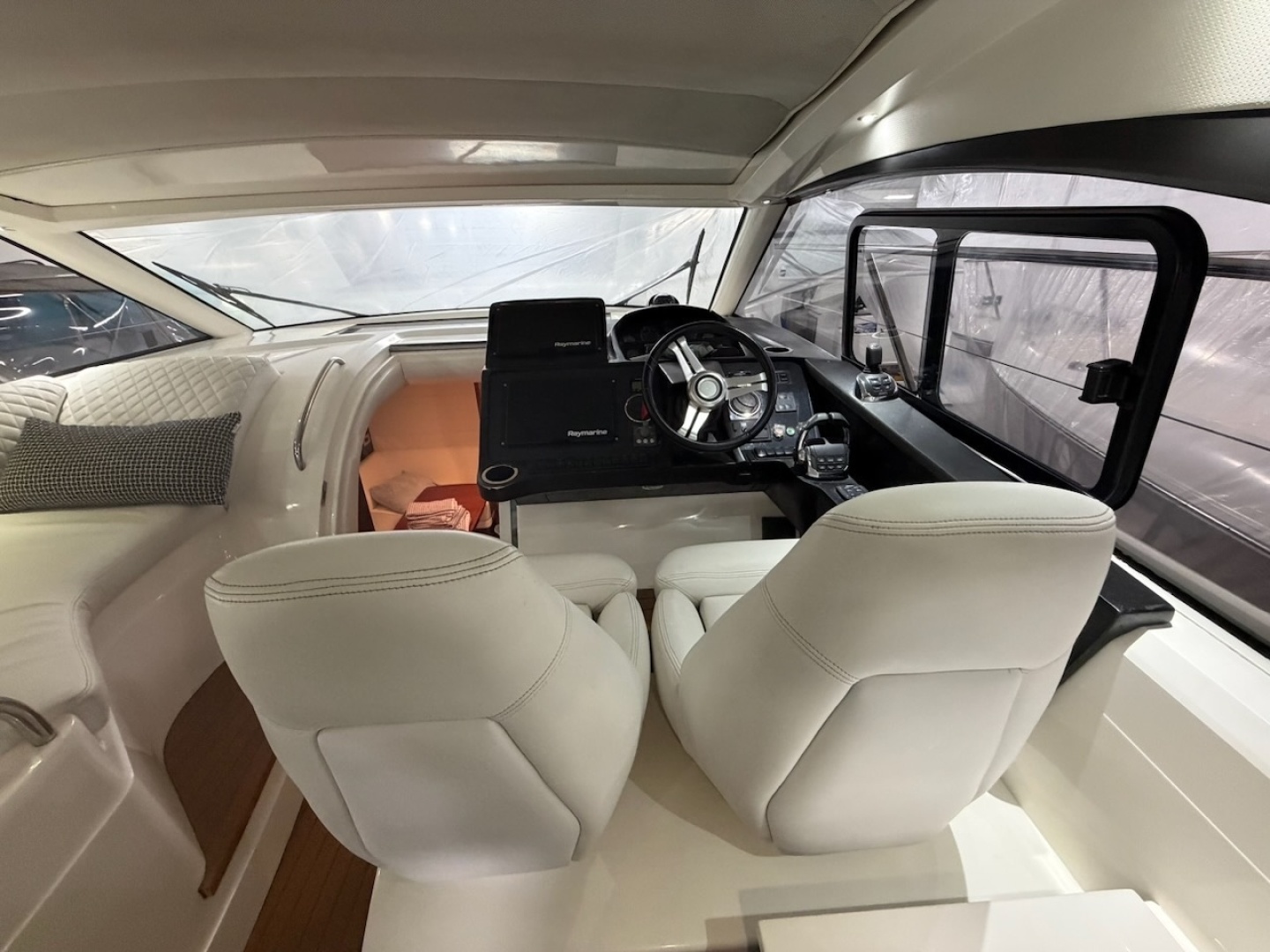 HOBNOBBIN 39ft Princess Yacht For Sale